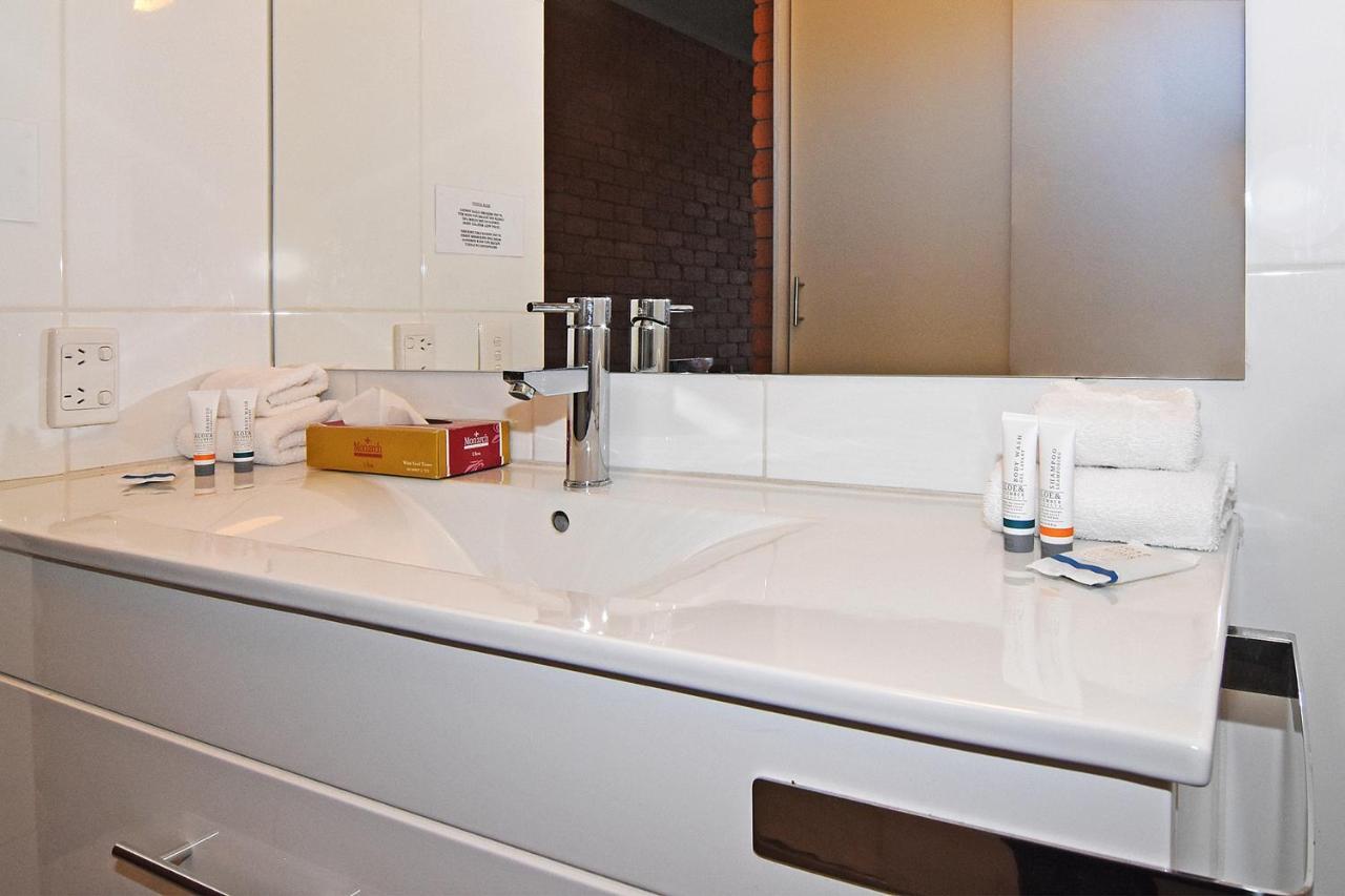 Main Lead Ballarat Motel Екстер'єр фото