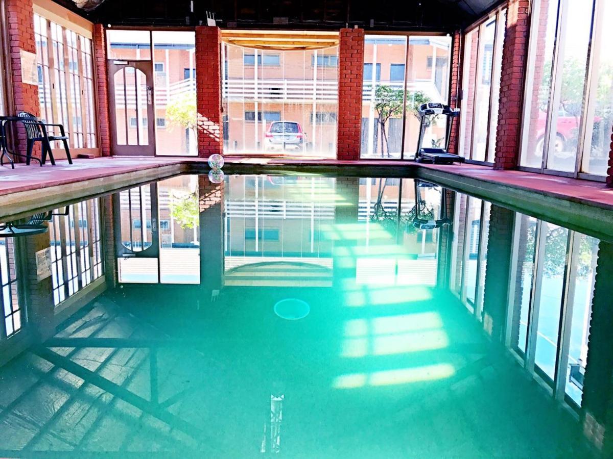 Main Lead Ballarat Motel Екстер'єр фото